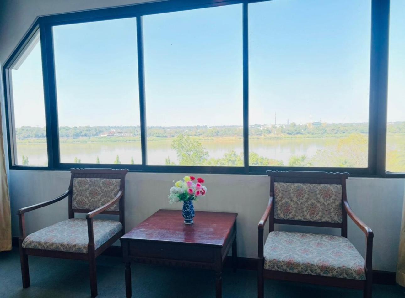 Royal Mekong Riverside Hotel ノーンカーイ エクステリア 写真