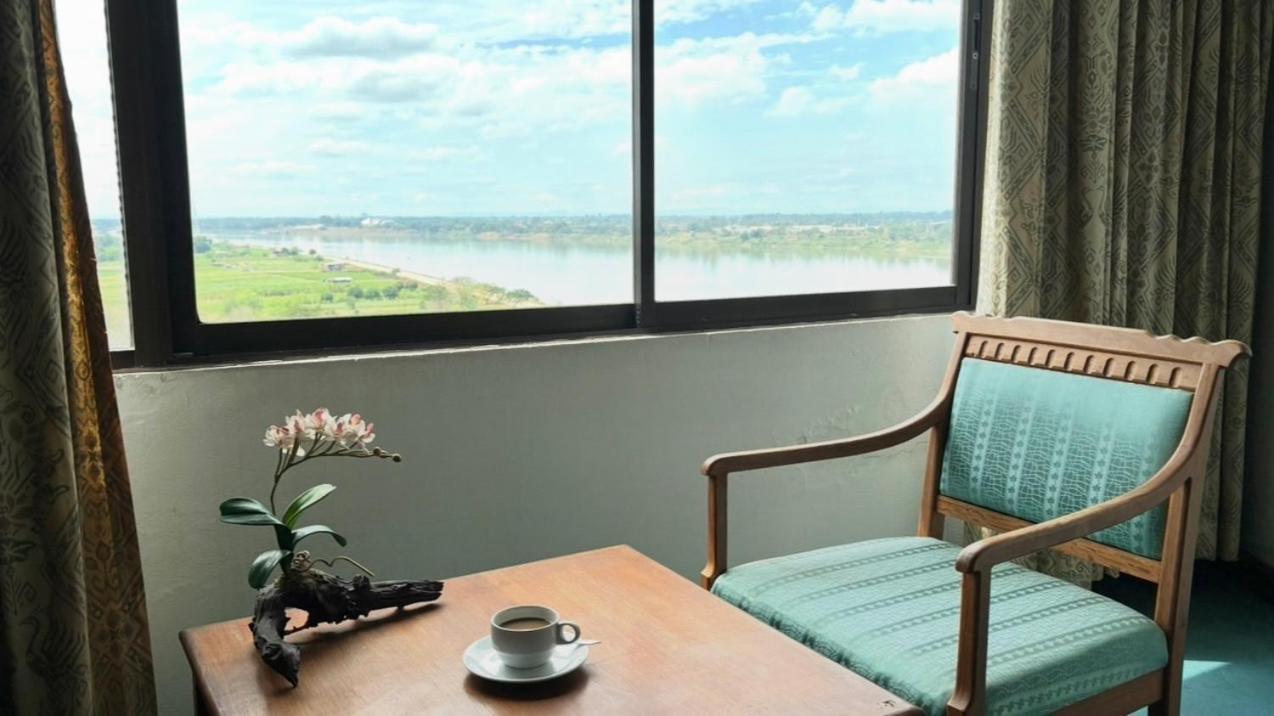 Royal Mekong Riverside Hotel ノーンカーイ エクステリア 写真