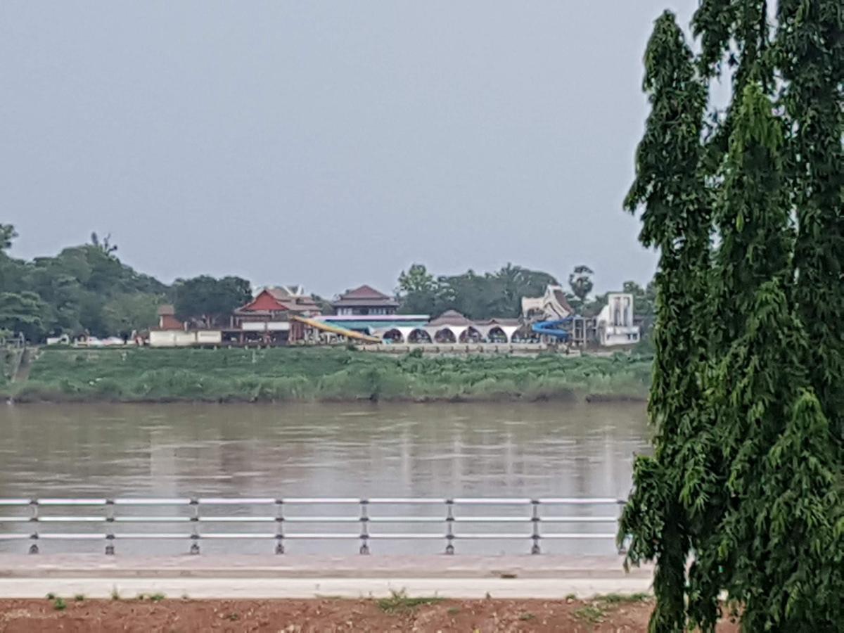 Royal Mekong Riverside Hotel ノーンカーイ エクステリア 写真